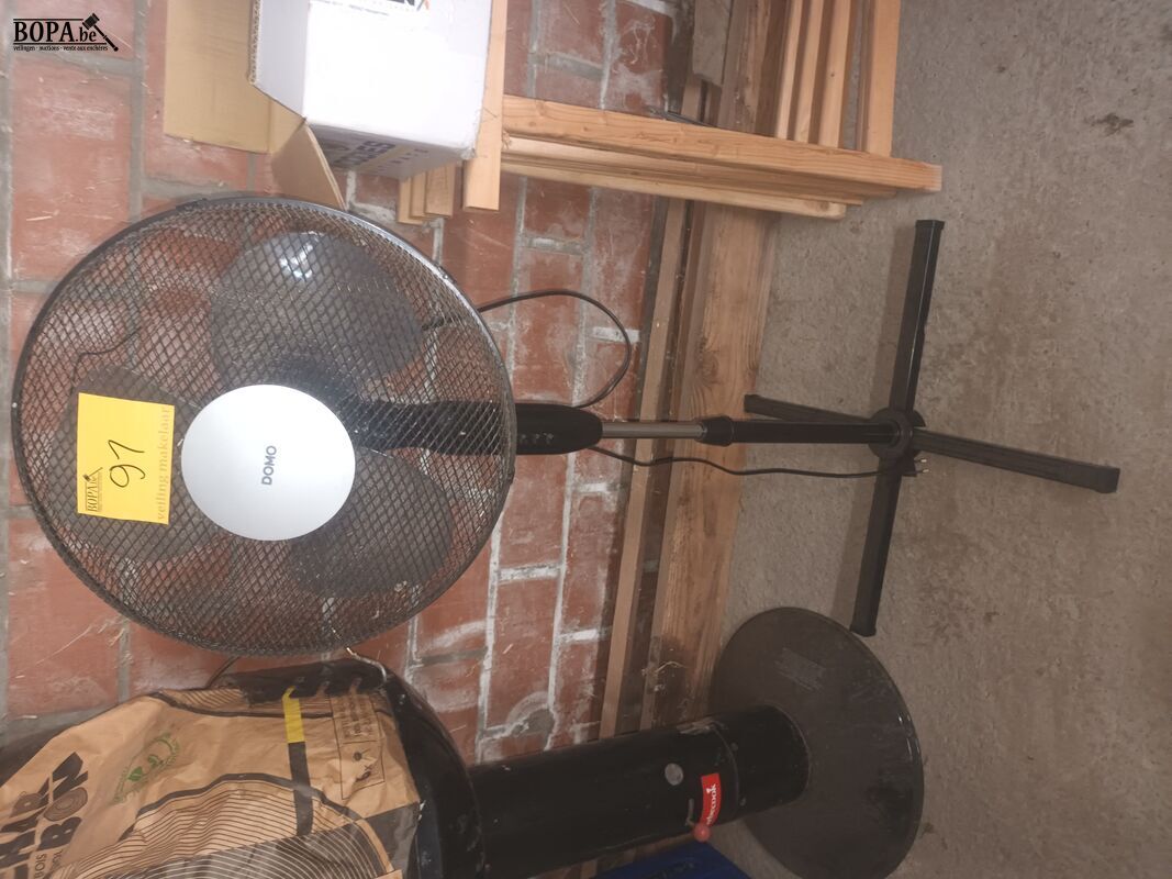Domo ventilator op statief – foto 2 – kavel bij BOPA Auctions, Poperinge
