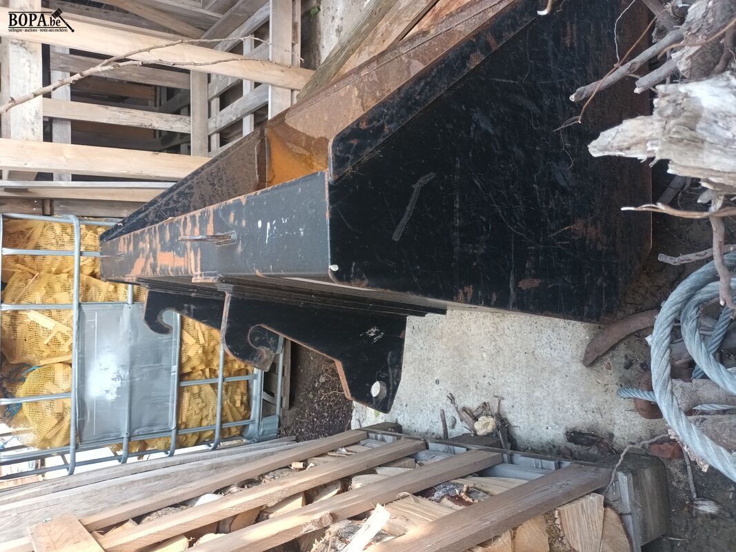 Metalen schovelbak – foto 4 – kavel bij BOPA Auctions, Houthulst