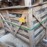 Houten kist met klinkers in blauwsteen – kavel bij BOPA Auctions, Poperinge