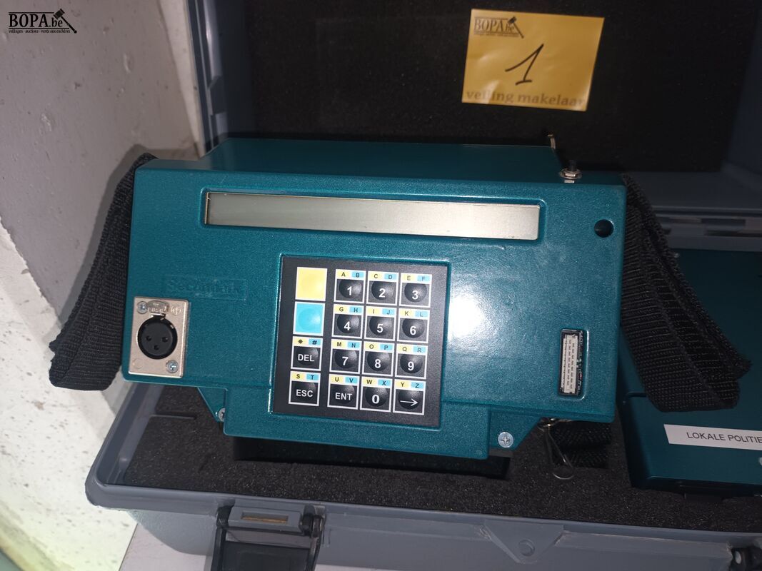 Securmark graveermachine – foto 6 – kavel bij BOPA Auctions, Ieper