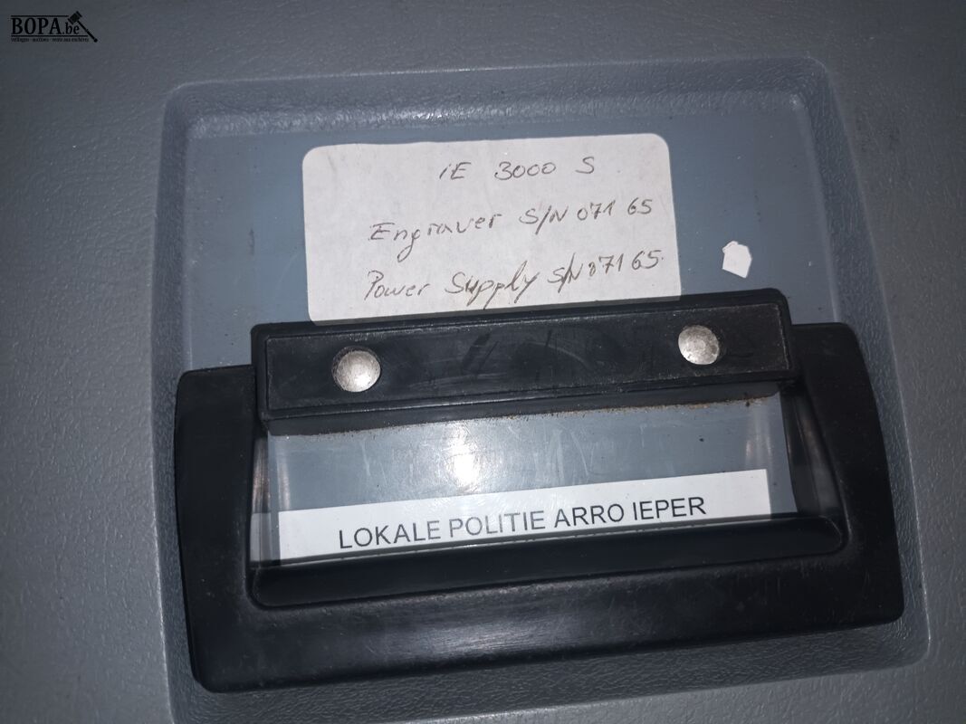 Securmark graveermachine – foto 3 – kavel bij BOPA Auctions, Ieper