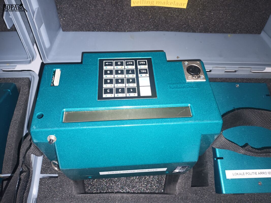 Securmark graveermachine – foto 4 – kavel bij BOPA Auctions, Ieper