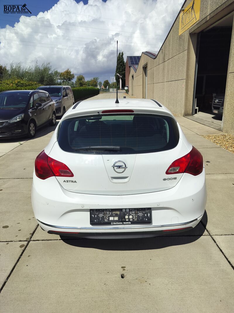 OPEL Astra (2014-chass.W0LPC6EW7EG009894) – foto 4 – kavel bij BOPA Auctions, Ieper
