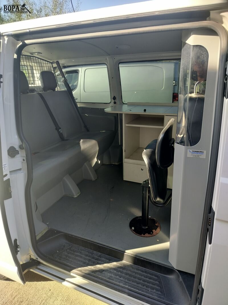 VW combi (2017-chass.WV2ZZZ7HZHH044385) – foto 8 – kavel bij BOPA Auctions, Ieper