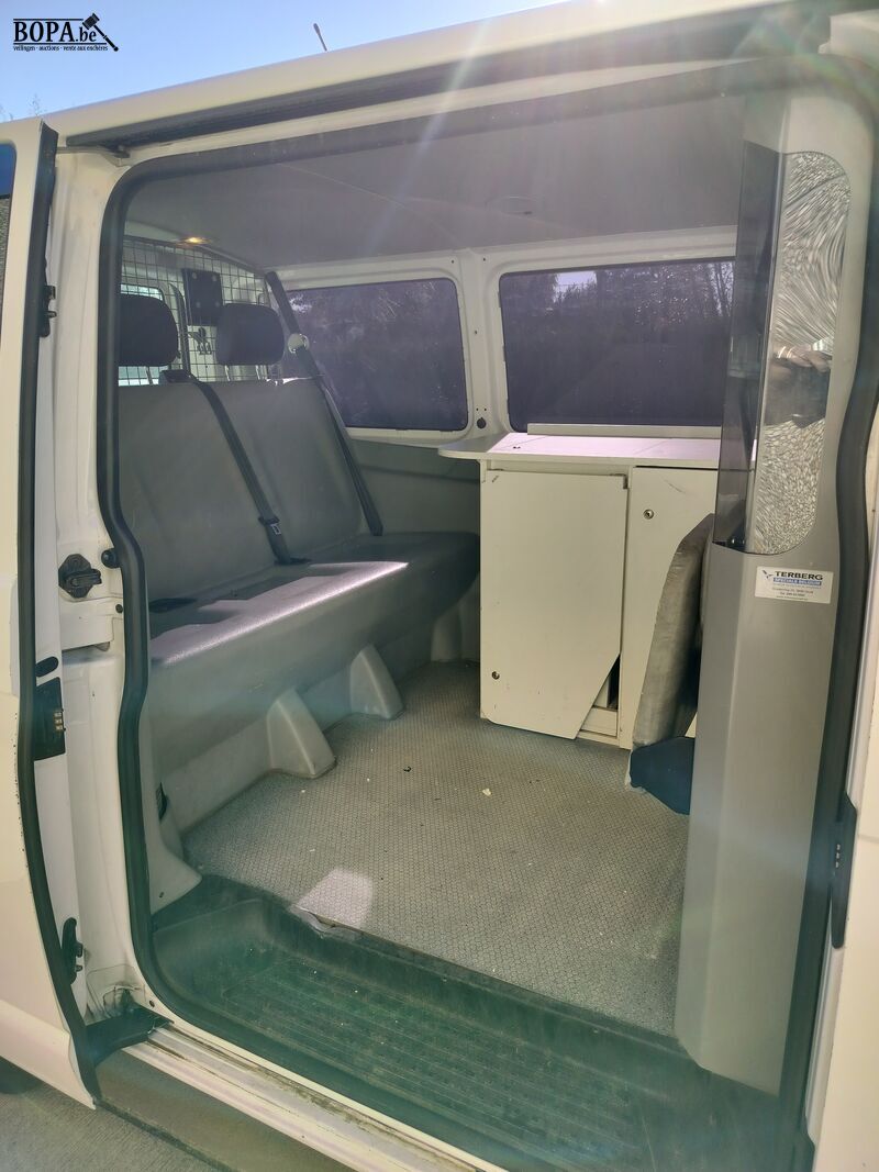 VW combi (2019-chass.WV2ZZZ7HZKH010810) – foto 7 – kavel bij BOPA Auctions, Ieper