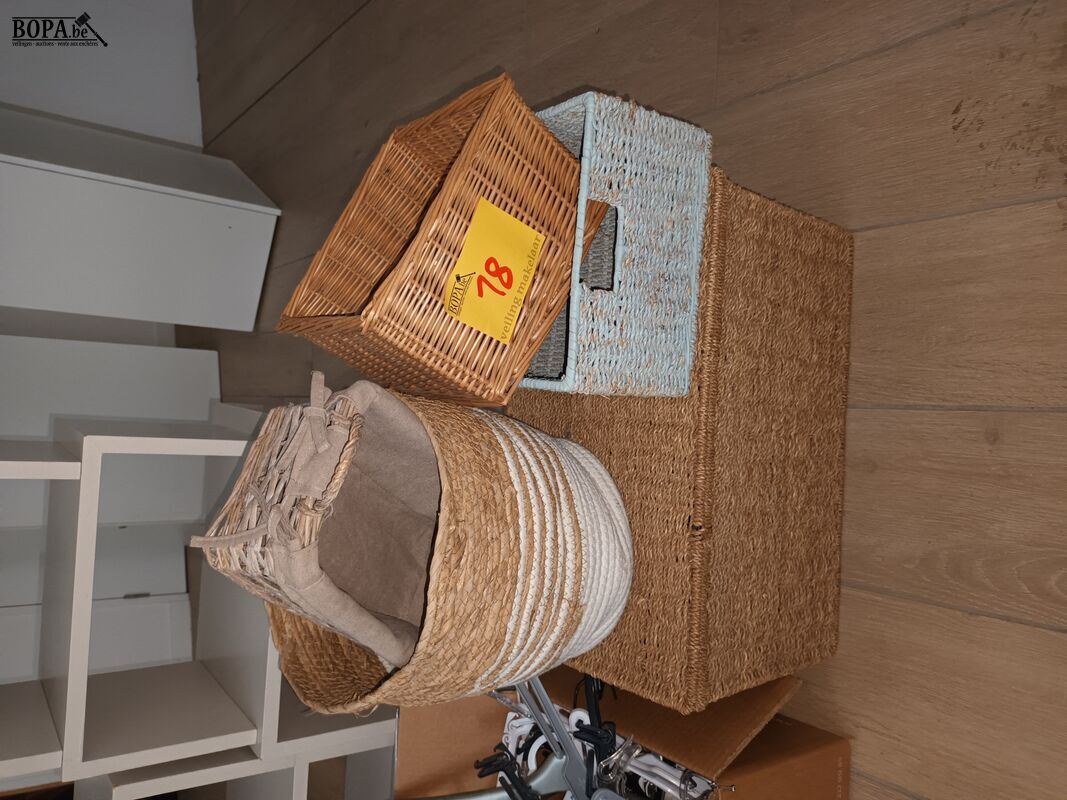 Rieten mandjes. 5 stuks – foto 3 – kavel bij BOPA Auctions, Wervik