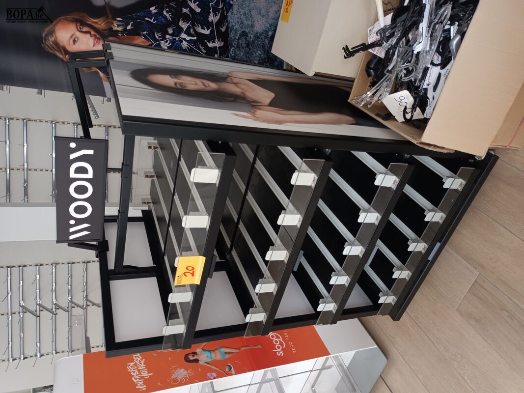 Winkelrek Woody – foto 2 – kavel bij BOPA Auctions, Wervik