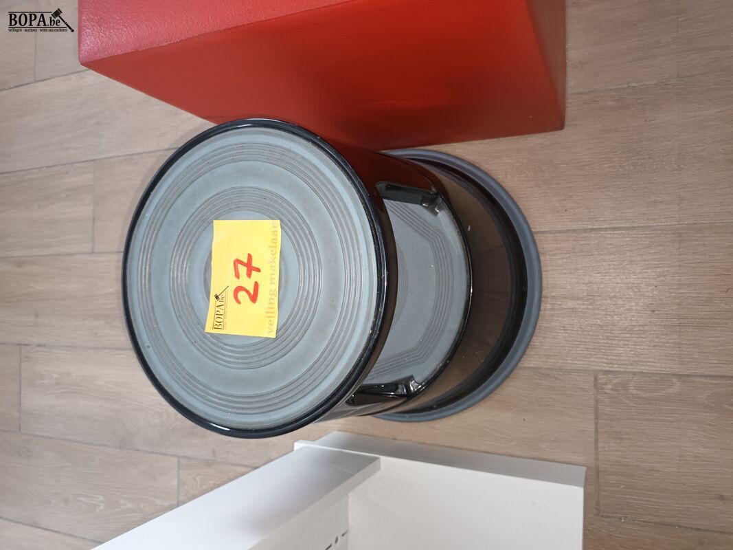 Verrijdbare opstapkruk – foto 4 – kavel bij BOPA Auctions, Wervik