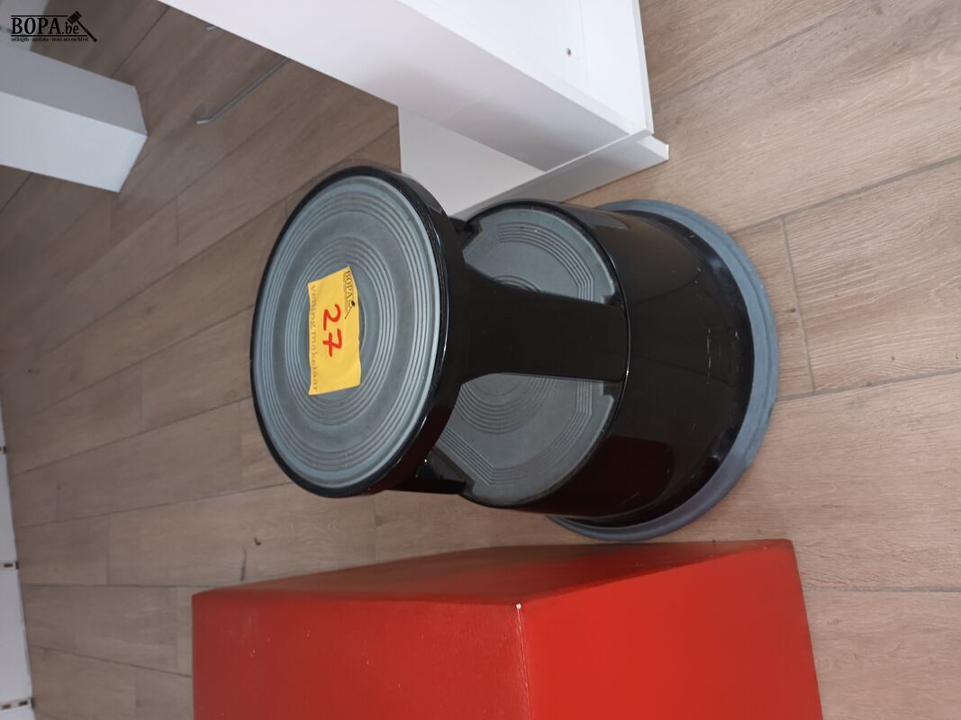 Verrijdbare opstapkruk – foto 3 – kavel bij BOPA Auctions, Wervik
