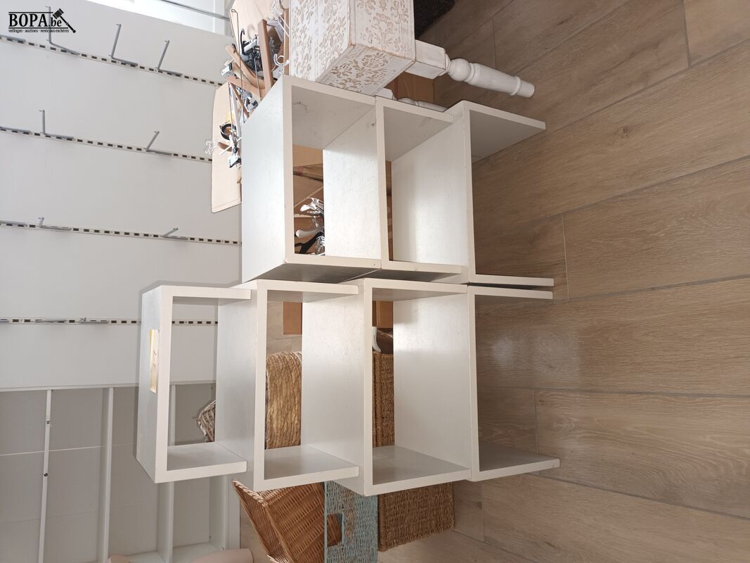 Etalage tafeltjes. 7 stuks – foto 2 – kavel bij BOPA Auctions, Wervik