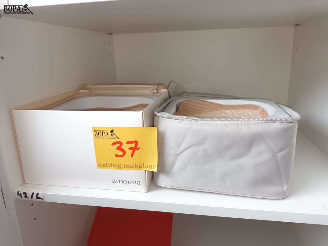 Amoena borstprothese. 2 stuks – foto 2 – kavel bij BOPA Auctions, Wervik