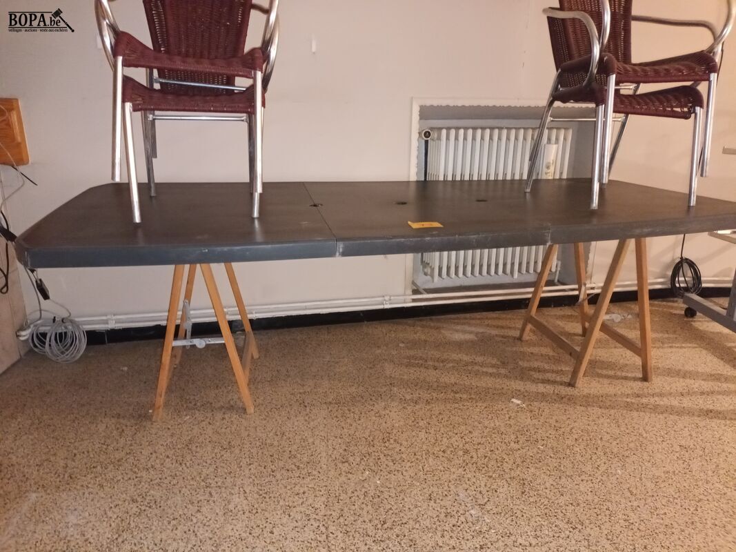 Terrasstoelen en tafelblad – foto 3 – kavel bij BOPA Auctions, Wervik