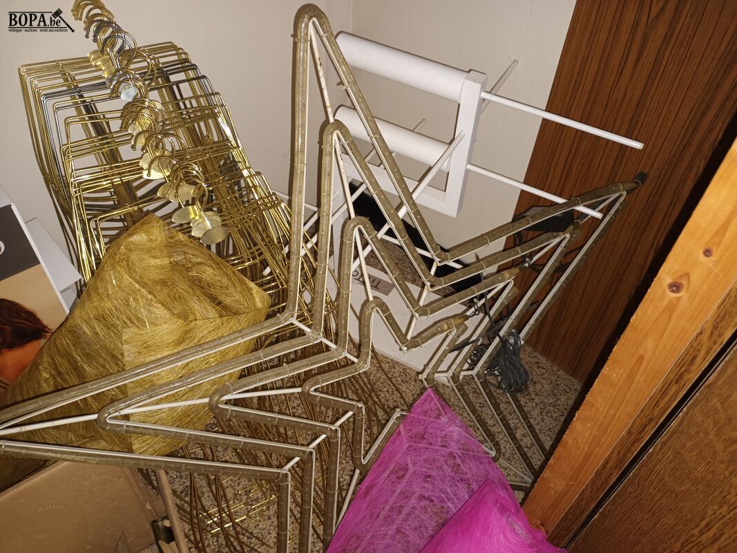 Diversen. Inhoud kast – foto 6 – kavel bij BOPA Auctions, Wervik