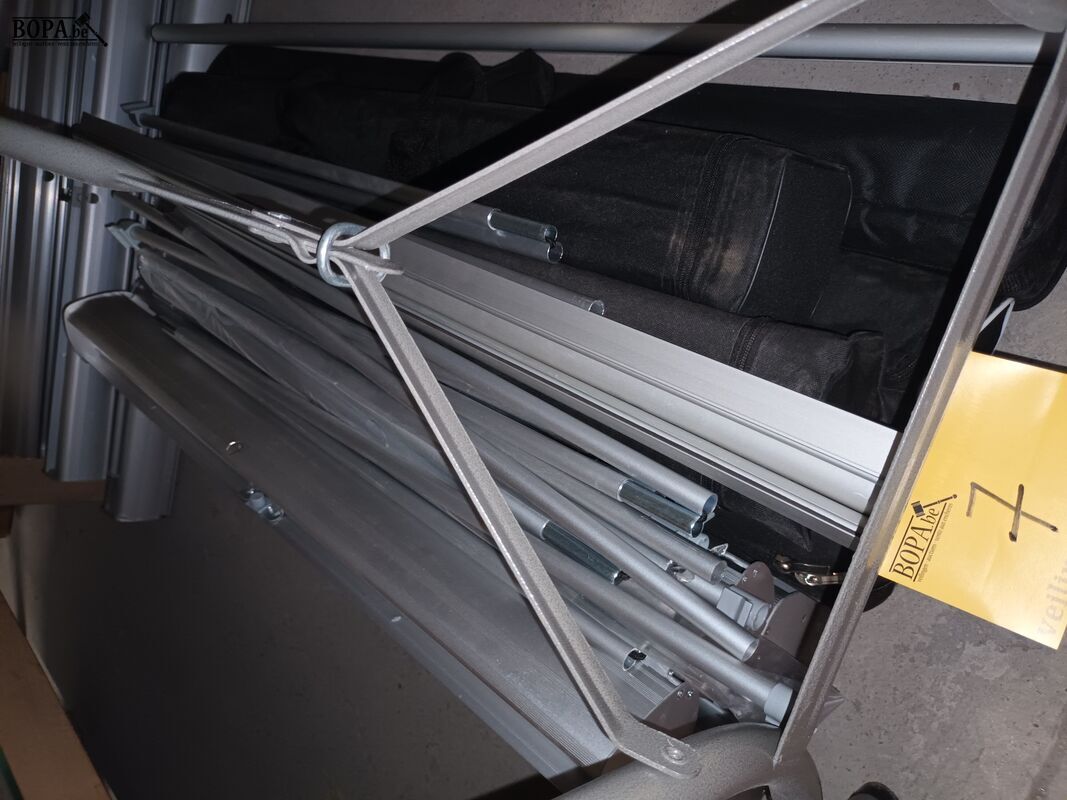 Roll-up banners. 9 stuks – foto 4 – kavel bij BOPA Auctions, Ieper