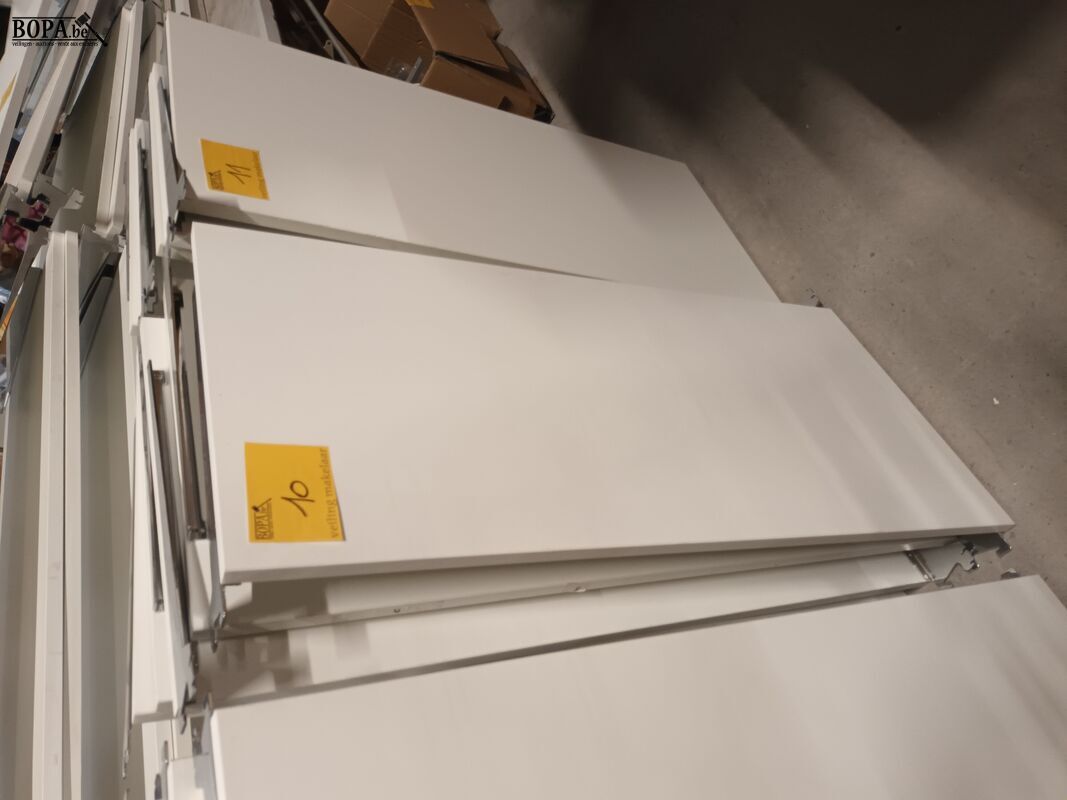 Legplanken voor winkelrek. 5 stuks – foto 3 – kavel bij BOPA Auctions, Ieper