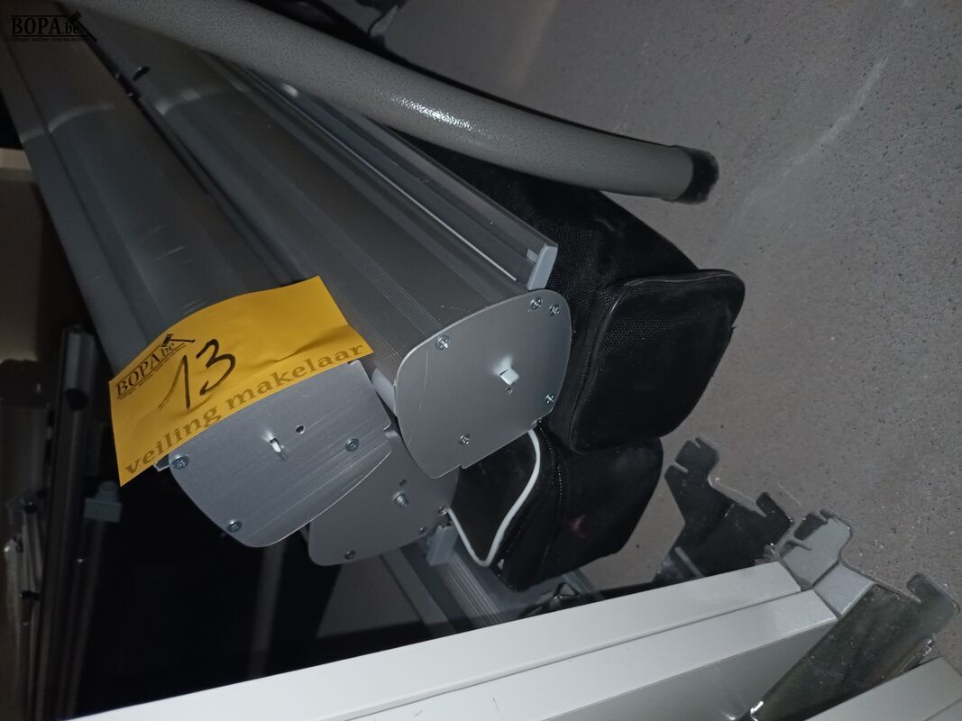 Roll-up banners. 5 stuks – foto 4 – kavel bij BOPA Auctions, Ieper