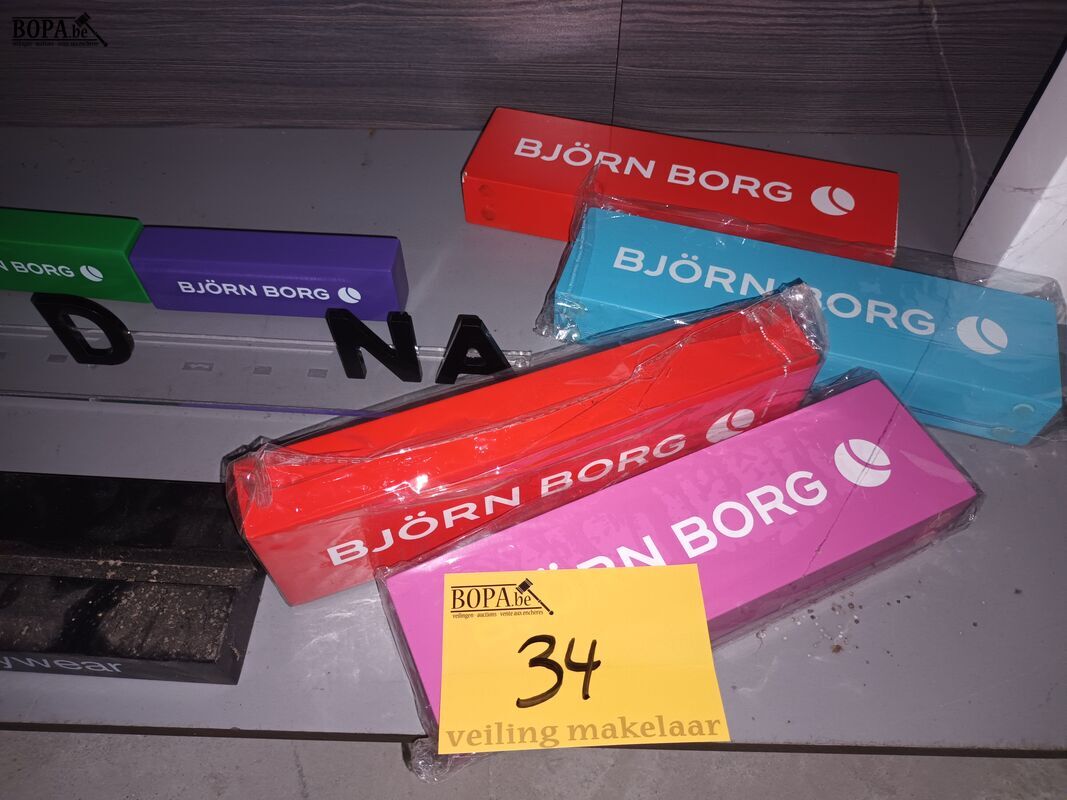 Promotiemateriaal. 18 stuks – foto 5 – kavel bij BOPA Auctions, Ieper