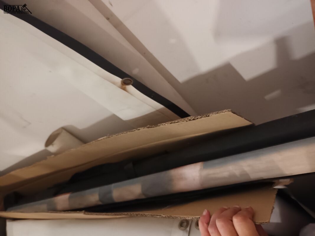 Lot stoepvlaggen en reclame zeilen – foto 6 – kavel bij BOPA Auctions, Ieper