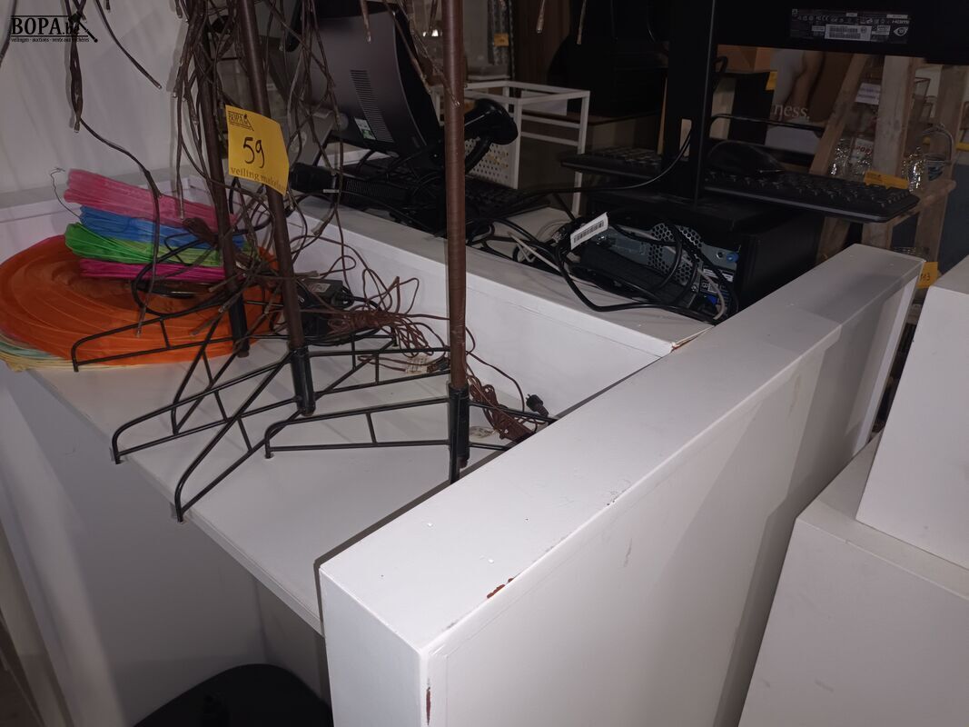 Winkelmeubel – foto 4 – kavel bij BOPA Auctions, Ieper