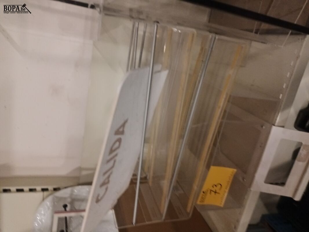 Plexi displays. 15 stuks – foto 3 – kavel bij BOPA Auctions, Ieper