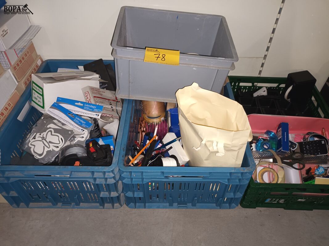 Kantoormateriaal – foto 2 – kavel bij BOPA Auctions, Ieper