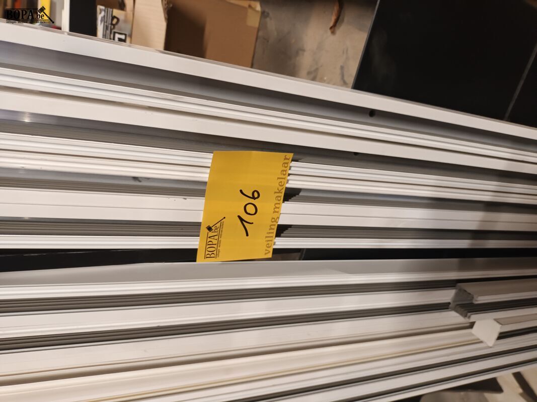 Rails voor ophanging spots. 10 stuks – foto 5 – kavel bij BOPA Auctions, Ieper