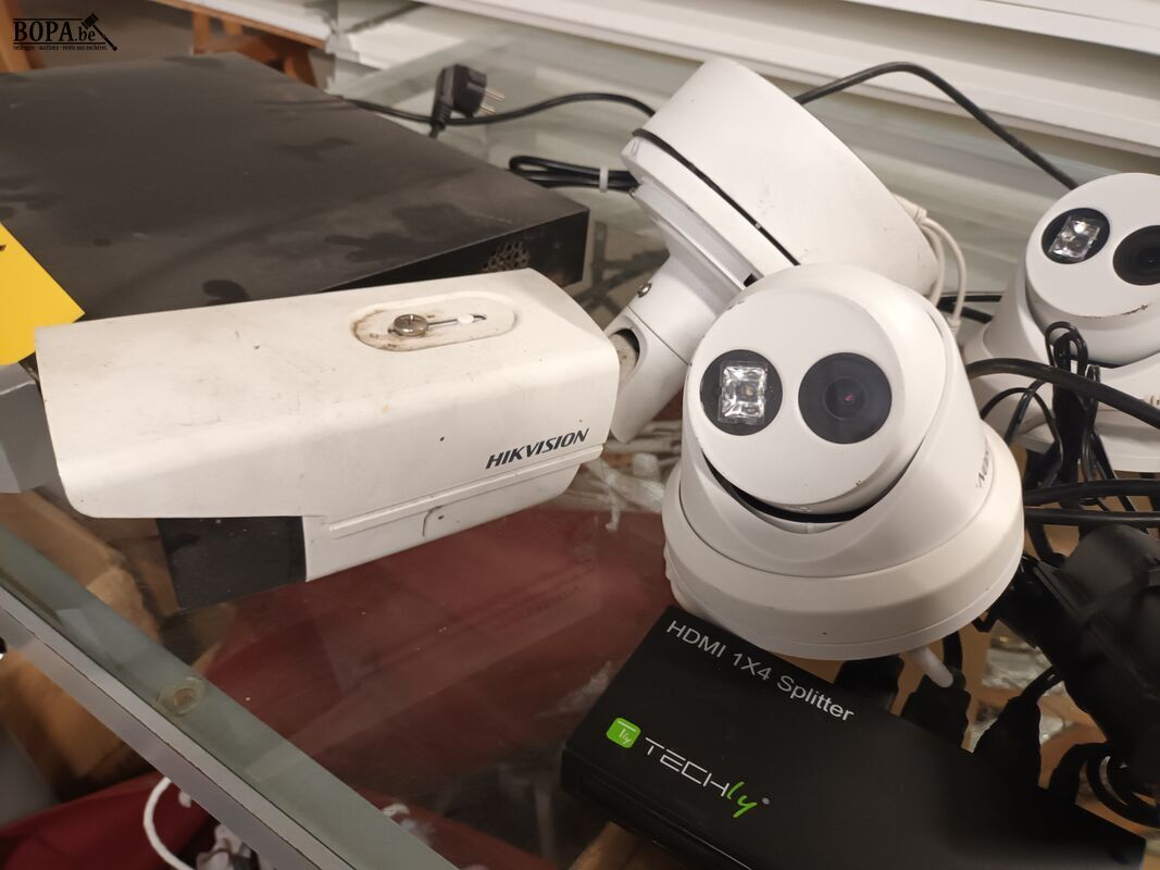 Hikvision bewakingssysteem – foto 3 – kavel bij BOPA Auctions, Ieper