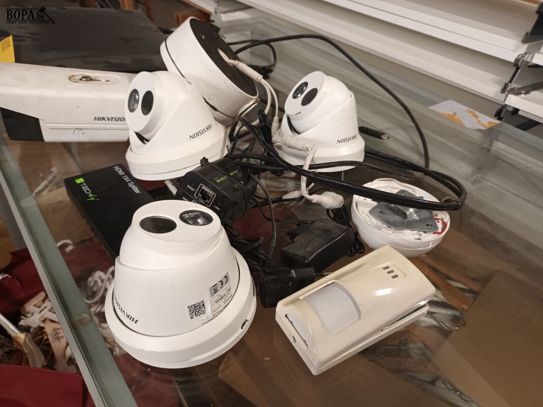 Hikvision bewakingssysteem – foto 5 – kavel bij BOPA Auctions, Ieper