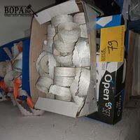 Prijsetiketten. 16 dozen – kavel bij BOPA Auctions, Ieper