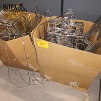 Body lingeriehangers. 2 dozen – kavel bij BOPA Auctions, Ieper