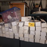 Metalen kokerprofielen. 50 dozen – kavel bij BOPA Auctions, Ieper