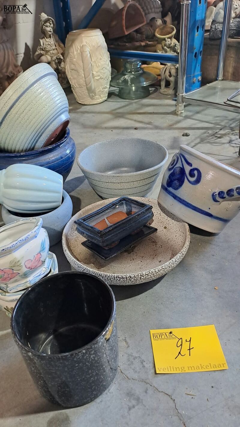 Bloempotten in blauwtinten oa W-Germany - 14 stuks – foto 4 – kavel bij BOPA Auctions, Aarsele
