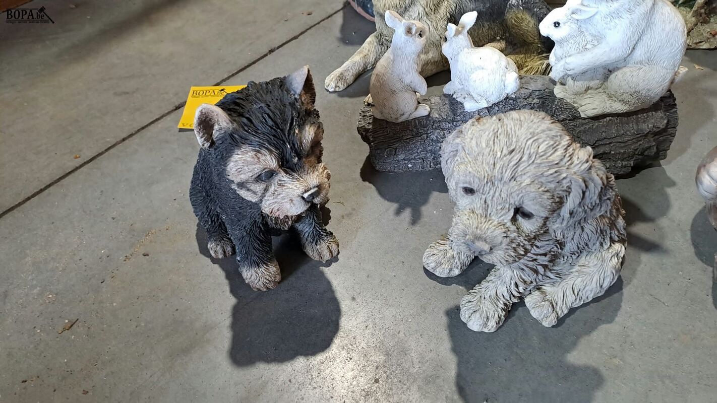 Tuinbeelden thema dieren: honden, beertjes, konijnen - 8 stu – foto 5 – kavel bij BOPA Auctions, Aarsele