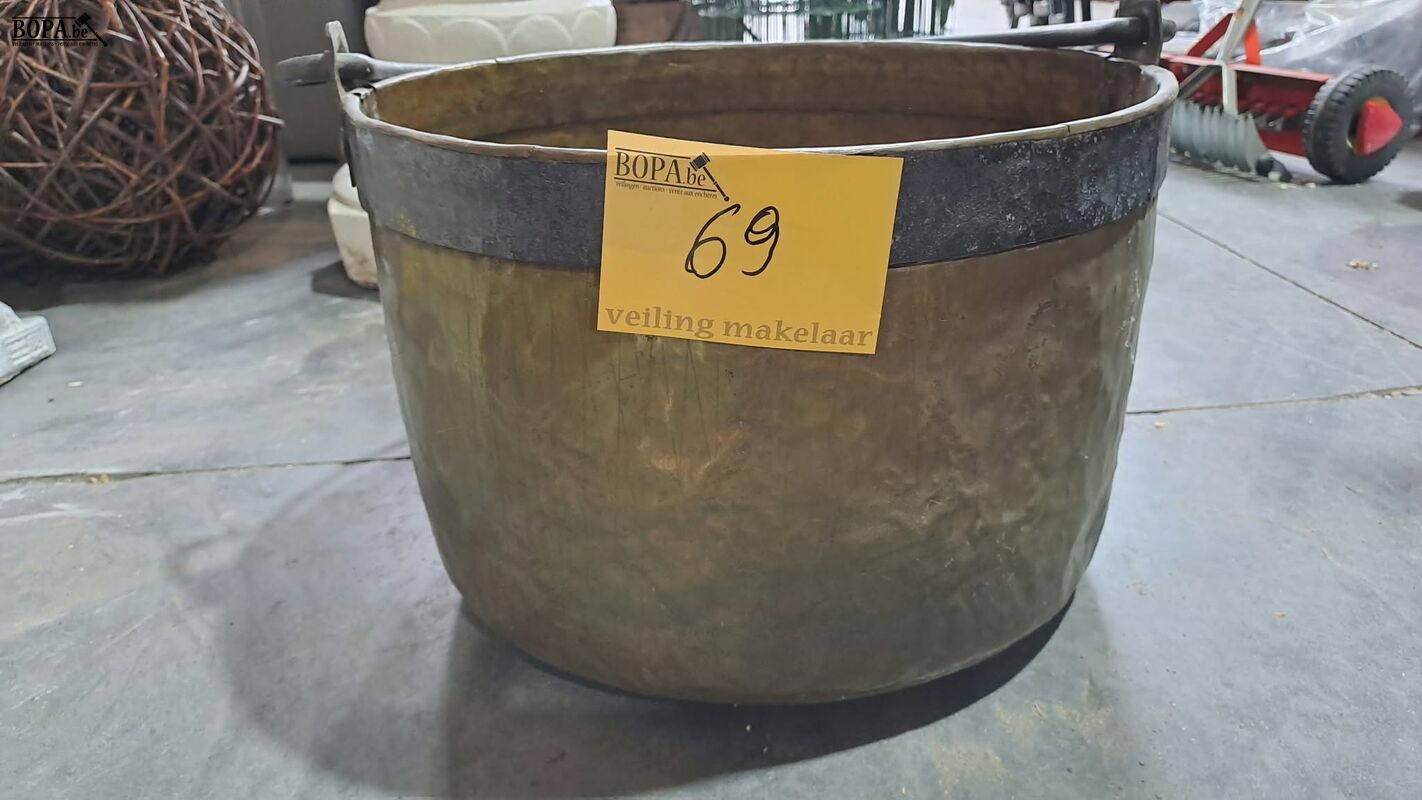 Koperen ketel met handvat – foto 2 – kavel bij BOPA Auctions, Aarsele