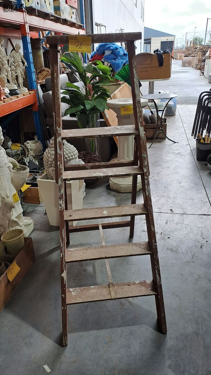 Schildersladder in hout decoratief – foto 3 – kavel bij BOPA Auctions, Aarsele