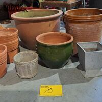 Bloempotten terracotta en andere voor buiten - 8 stuks – kavel bij BOPA Auctions, Aarsele