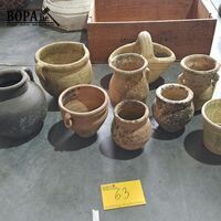 Oude stenen bloempotten - 9 stuks – kavel bij BOPA Auctions, Aarsele