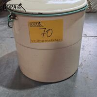 Vintage emaille emmer met deksel – kavel bij BOPA Auctions, Aarsele