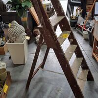 Schildersladder in hout decoratief – kavel bij BOPA Auctions, Aarsele