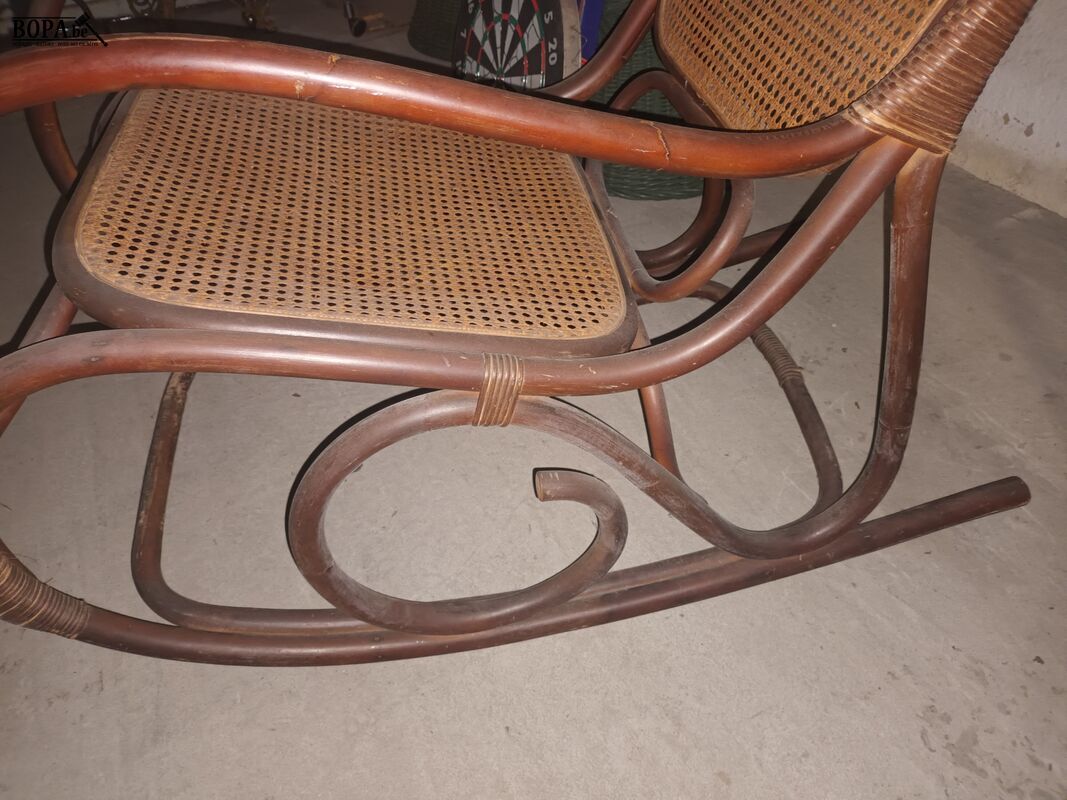 Vintage Thonet-stijl schommelstoel – foto 4 – kavel bij BOPA Auctions, Ieper