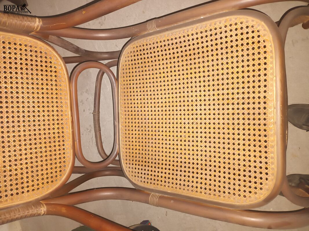 Vintage Thonet-stijl schommelstoel – foto 5 – kavel bij BOPA Auctions, Ieper