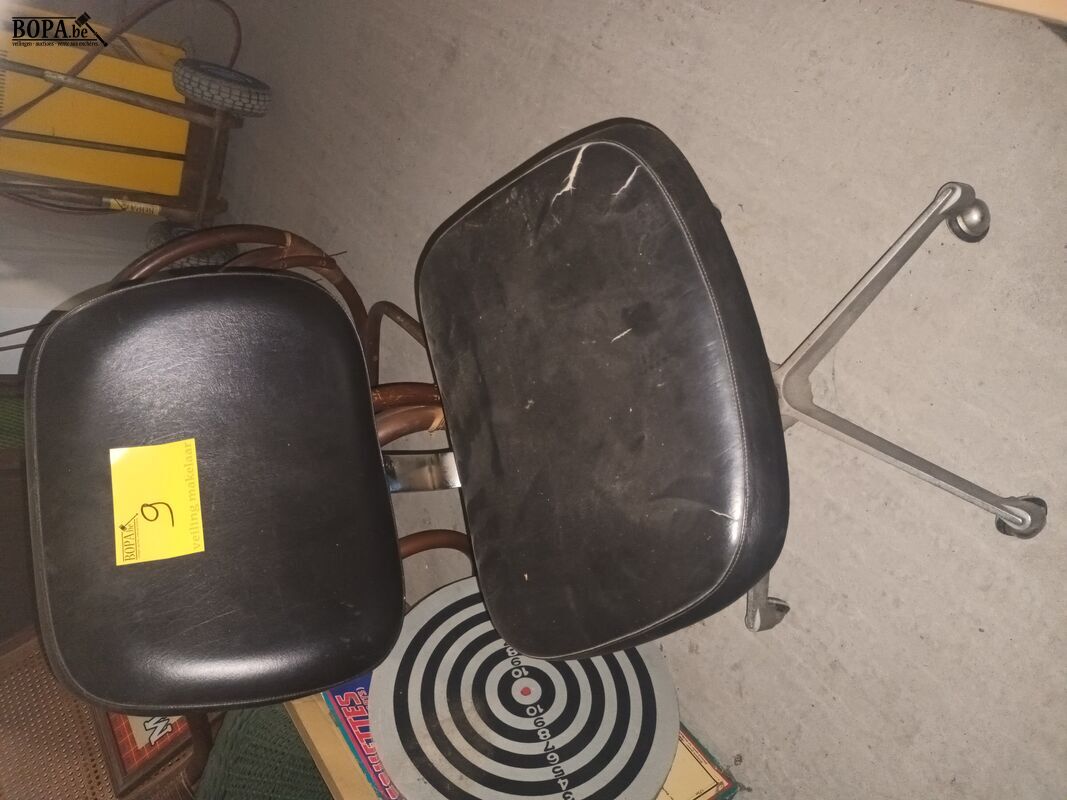 Retro bureaustoel – foto 2 – kavel bij BOPA Auctions, Ieper