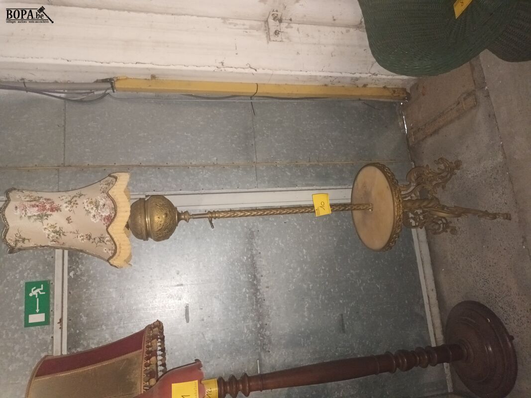 Staande lamp – foto 2 – kavel bij BOPA Auctions, Ieper