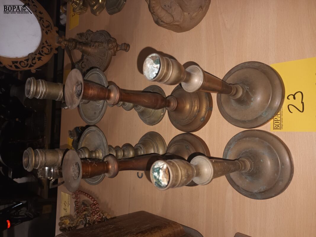 Koperen kandelaars. 6 stuks – foto 4 – kavel bij BOPA Auctions, Ieper