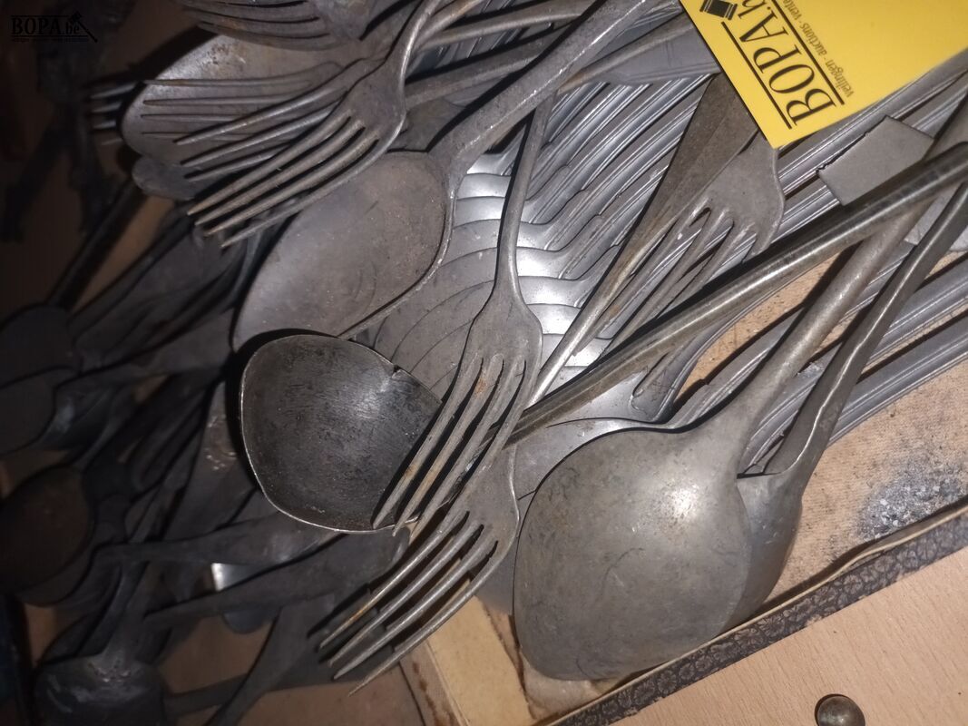 Tinnen lepels en vorken – foto 4 – kavel bij BOPA Auctions, Ieper
