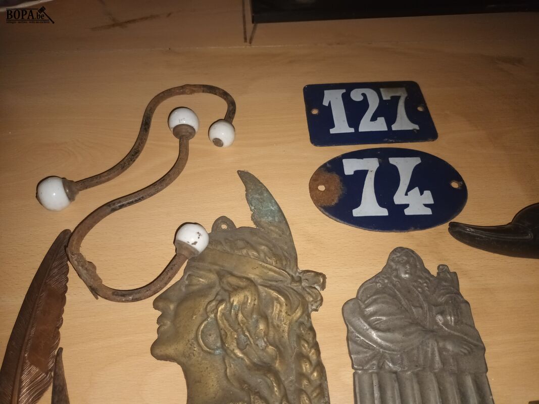 Antieke snuisterijen. 13 stuks – foto 3 – kavel bij BOPA Auctions, Ieper