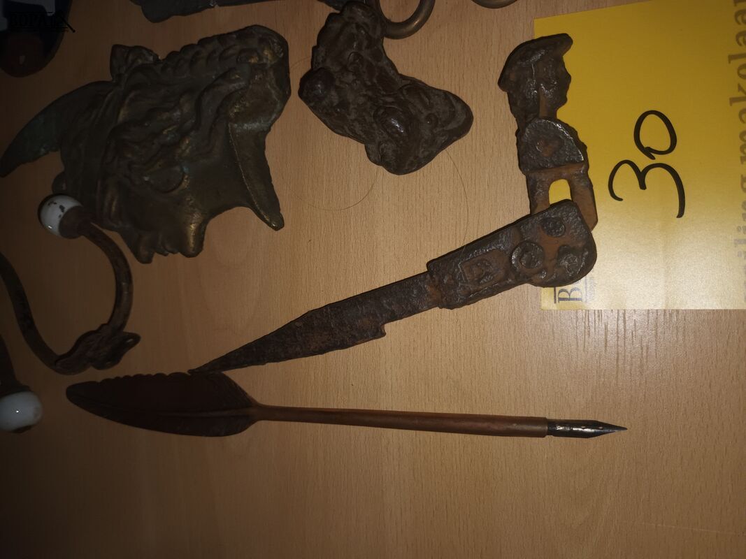 Antieke snuisterijen. 13 stuks – foto 4 – kavel bij BOPA Auctions, Ieper