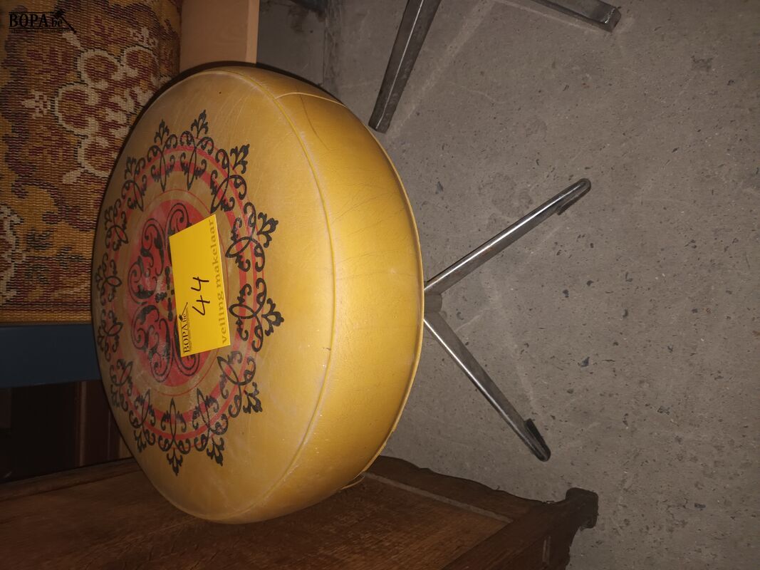 Retro krukje – foto 2 – kavel bij BOPA Auctions, Ieper