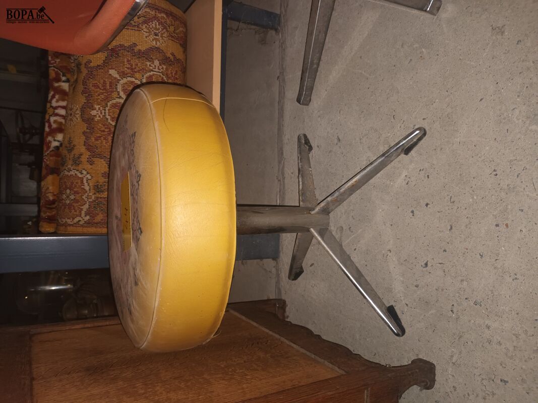 Retro krukje – foto 3 – kavel bij BOPA Auctions, Ieper