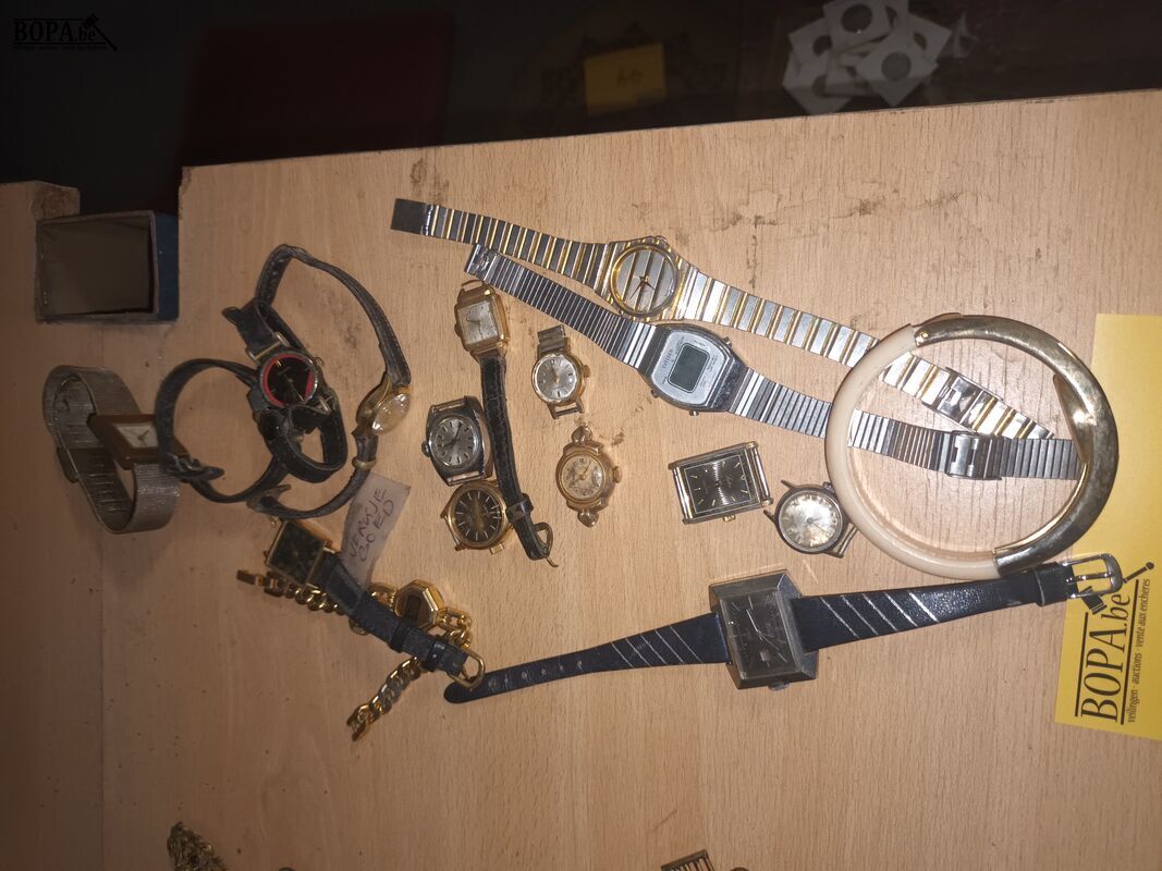 Oude polshorloges en armband – foto 3 – kavel bij BOPA Auctions, Ieper